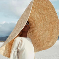 Thumbnail for Chapeau de Paille Femme Géant